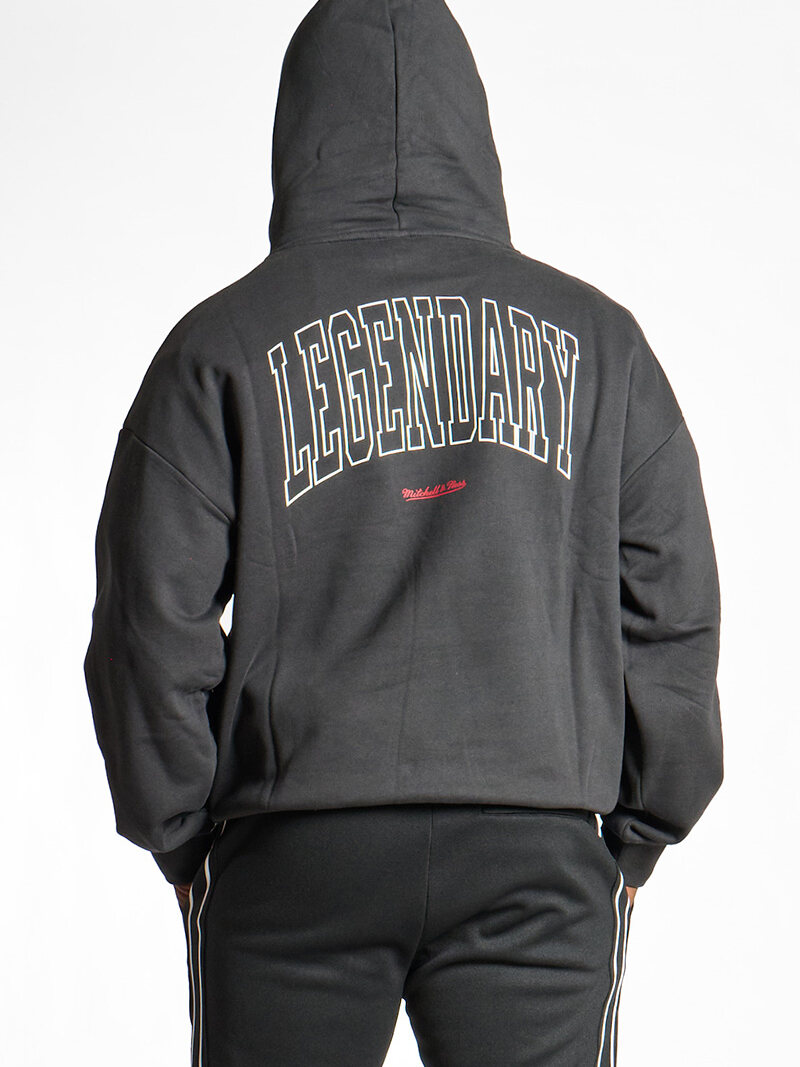 Mitchell & Ness Branded look 8